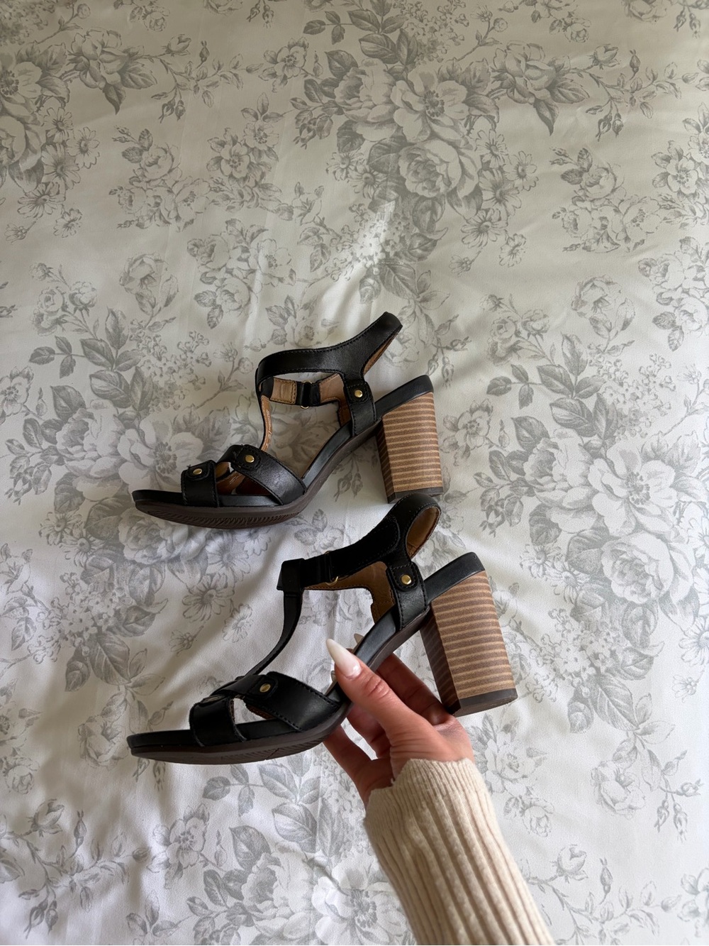 Vintage Clarks Black Leather T-Strap Block Heel Sandals with Stacked Heel